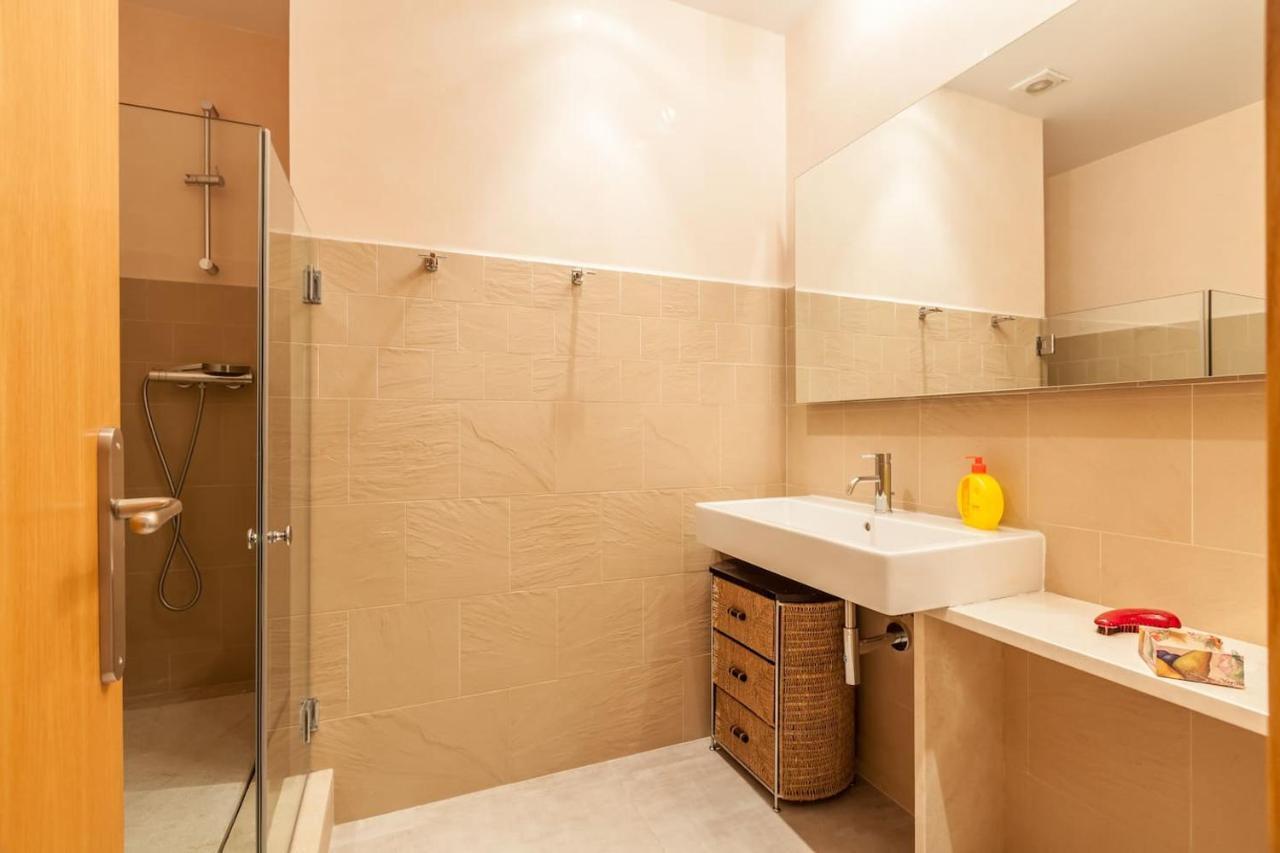 Apartamento Con Encanto En El Barrio De Santa Cruz Sevilla Buitenkant foto