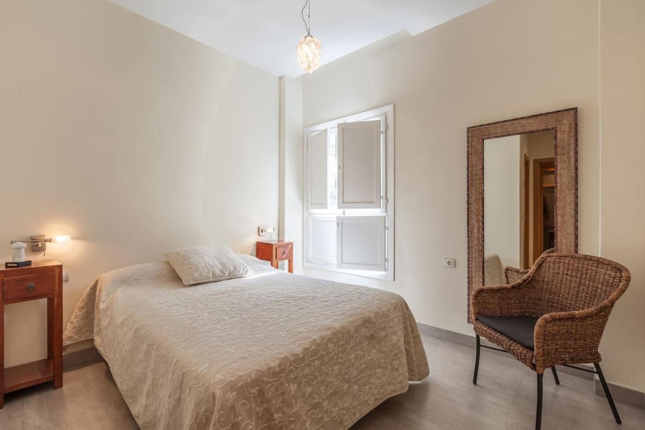 Apartamento Con Encanto En El Barrio De Santa Cruz Sevilla Buitenkant foto